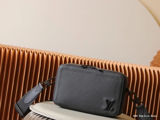 Aaa replica ru VUITTON LOUIS Alpha Wallet Wearable 0718